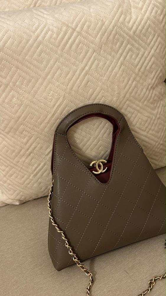 Tote, Calfskin & gold-tone