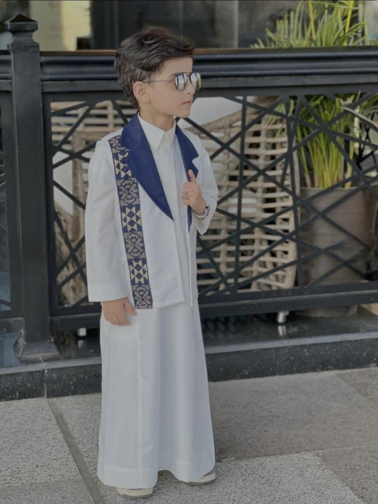 سديري العيد أنيق لنن