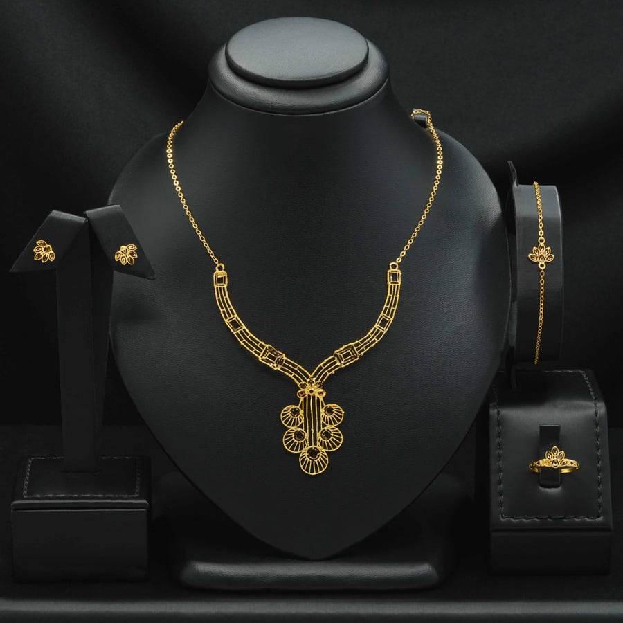 طقم ذهب عيار 21 (S8023)