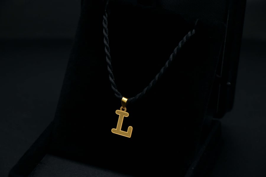 تعليقة ذهب l