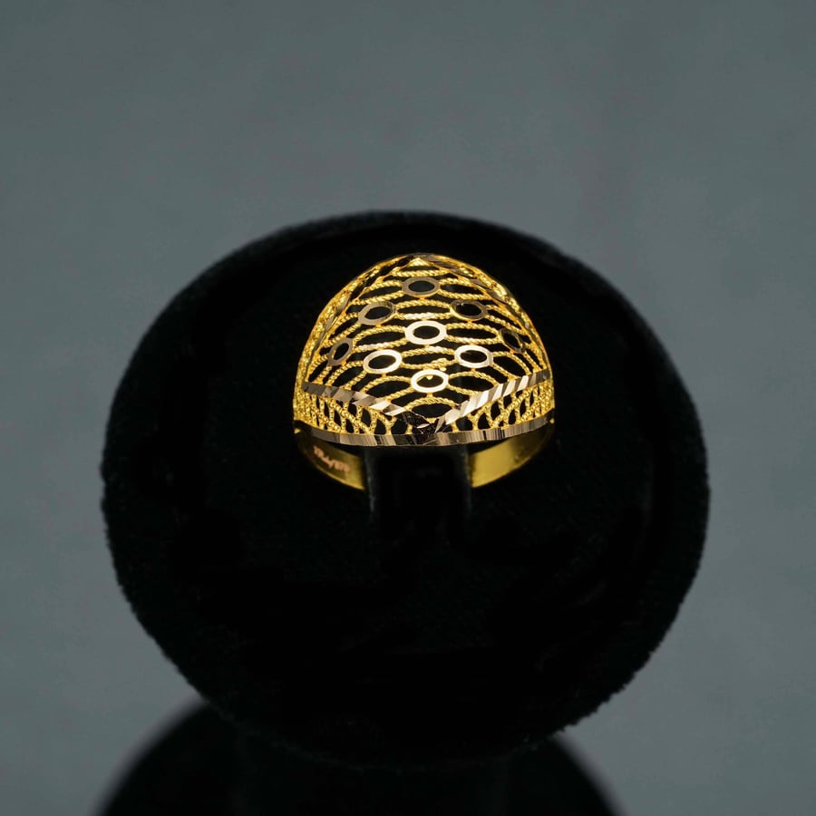 21-karat gold ring (R4650)