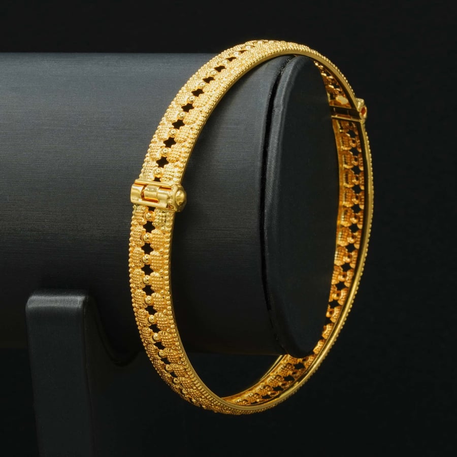 21-karat gold bracelet (B7103)