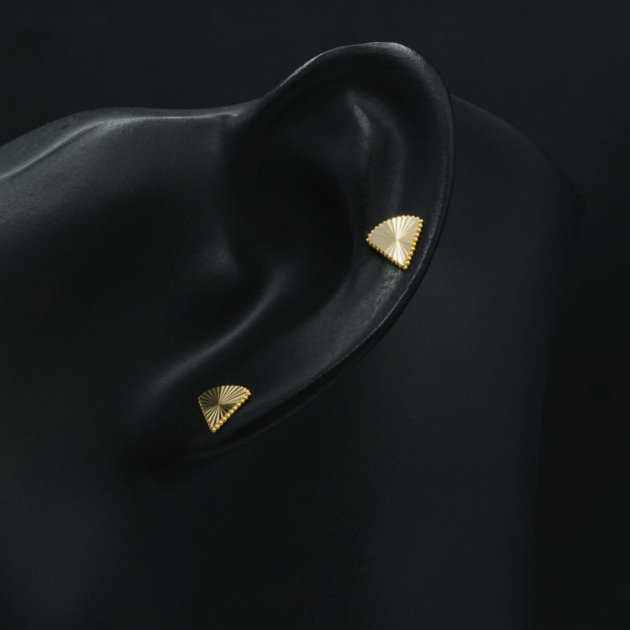 حلق ذهب طبي (E8631)