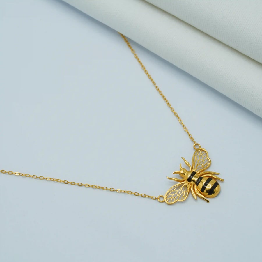 عقد ذهب النحله عيار 21  (N8903)