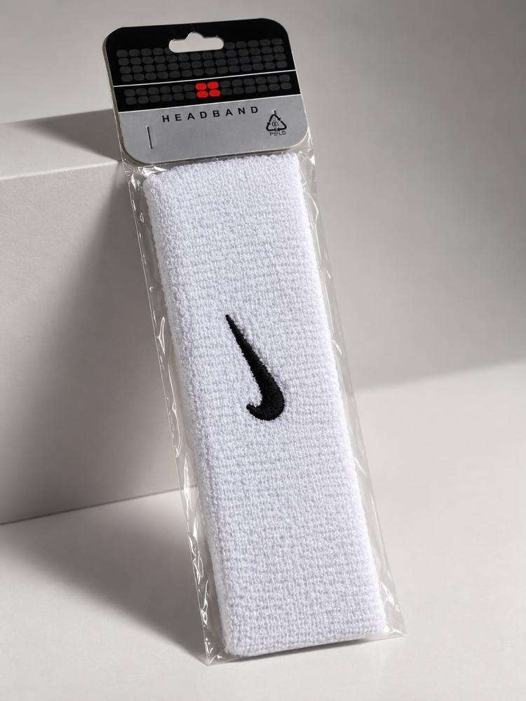 عصابة رأس رياضية ماركة Nike لون ابيض
