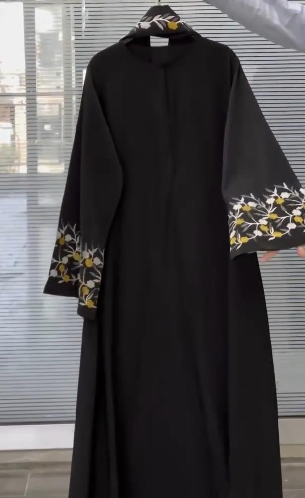عباية أوراق الخريف _تتطريز خيال