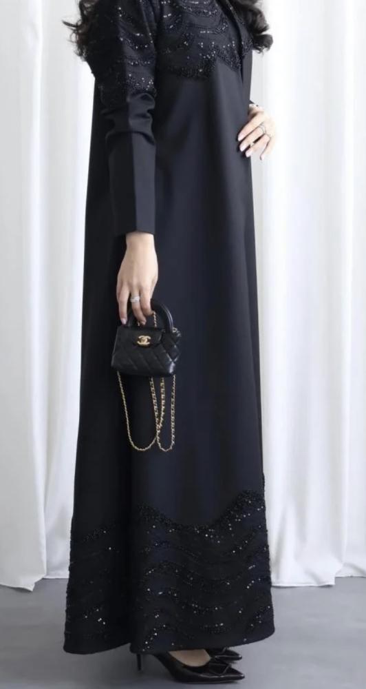 عبايه تتطريز حصريه