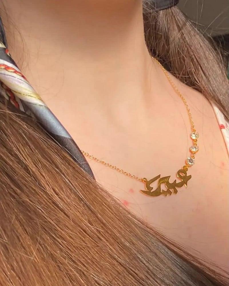 سلسال بلاسم مطلي بالذهب مع حبات الزركون الناعم