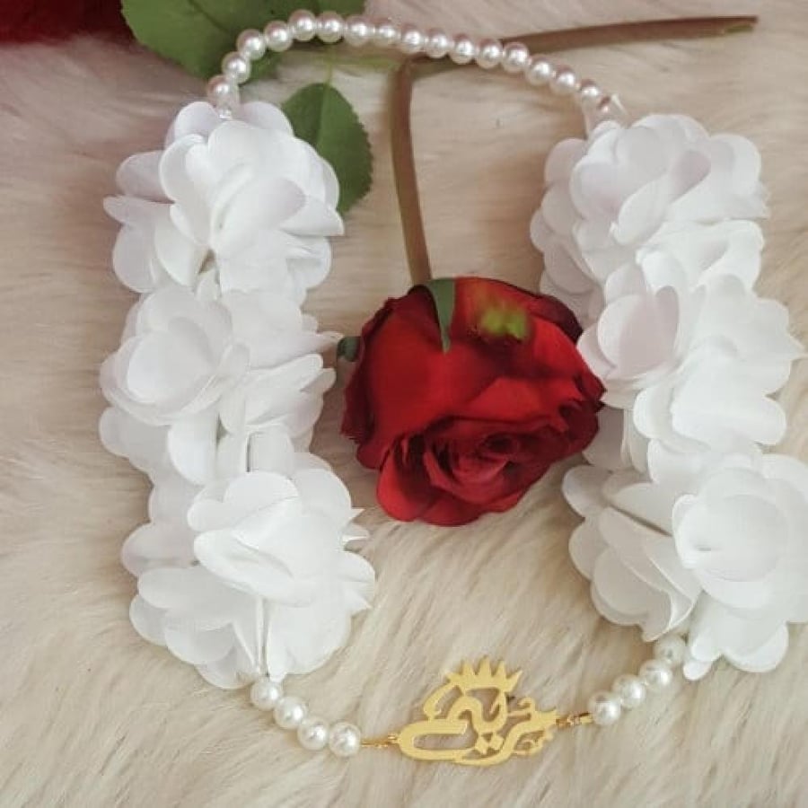 Gold-plated rose crown