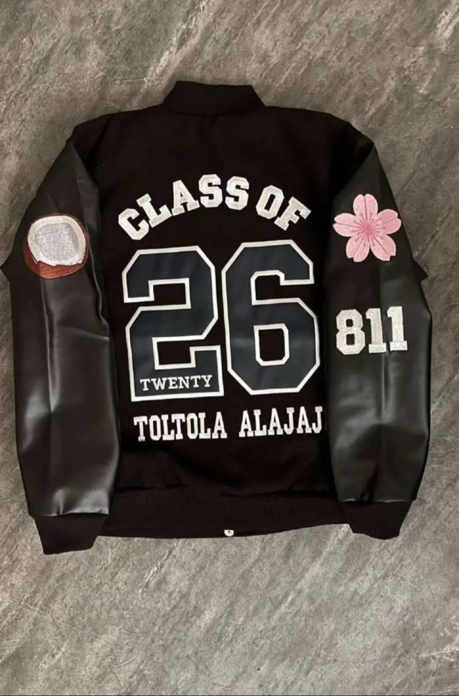 جاكيت تخرج