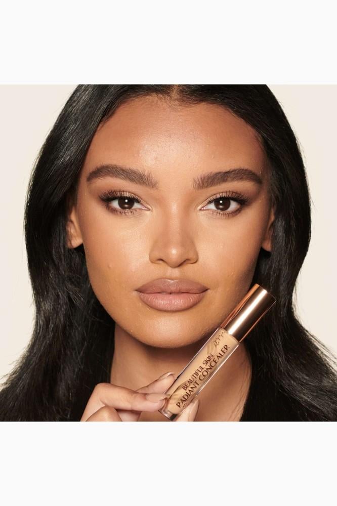 Charlotte Tilbury Hollywood Skin Radiance Foundation Shade 11 Tan, 7.2 ml
