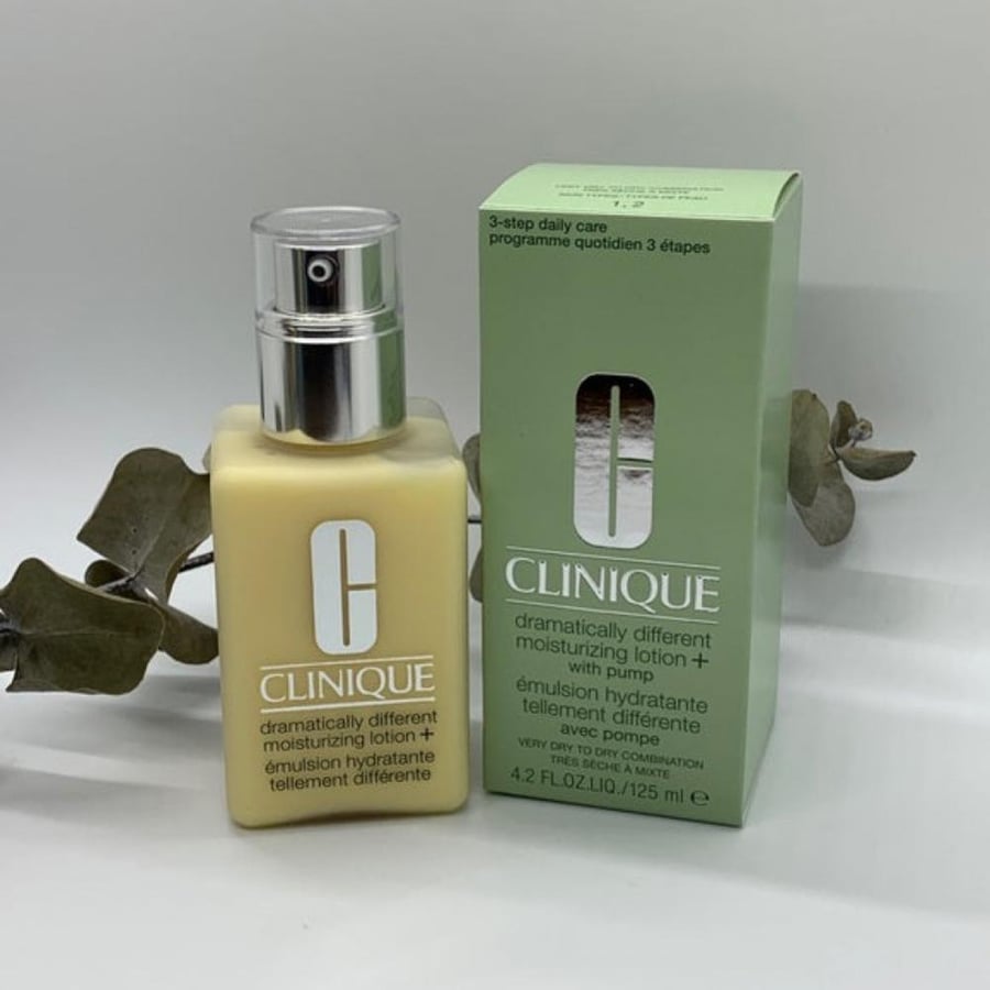 Clinic Moisturizing Lotion Dermatocly Different - 125 ml