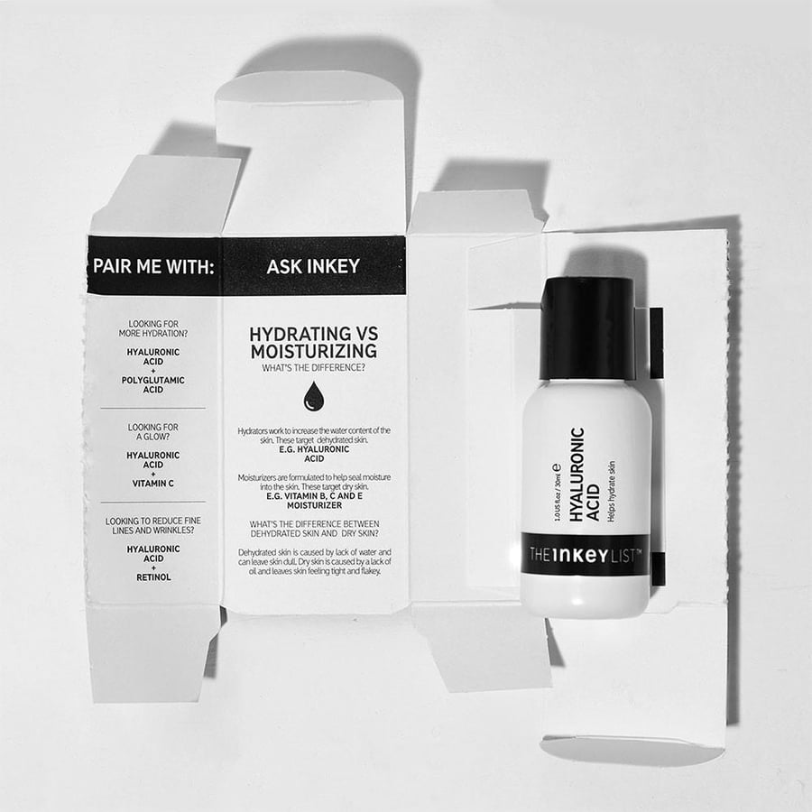 This Enki Light Skin Hydrating Serum with Hyaluronic Acid 30 ml