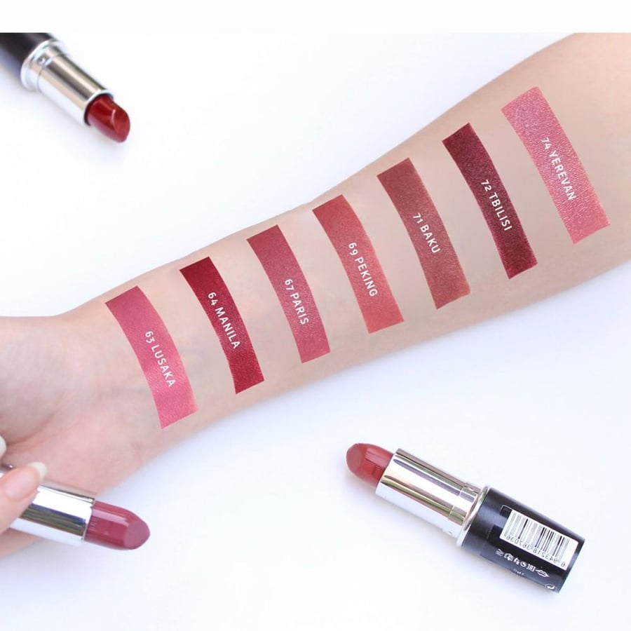 Velvet lipstick in a rich color enhanced with beeswax for daily use - PARIS 67