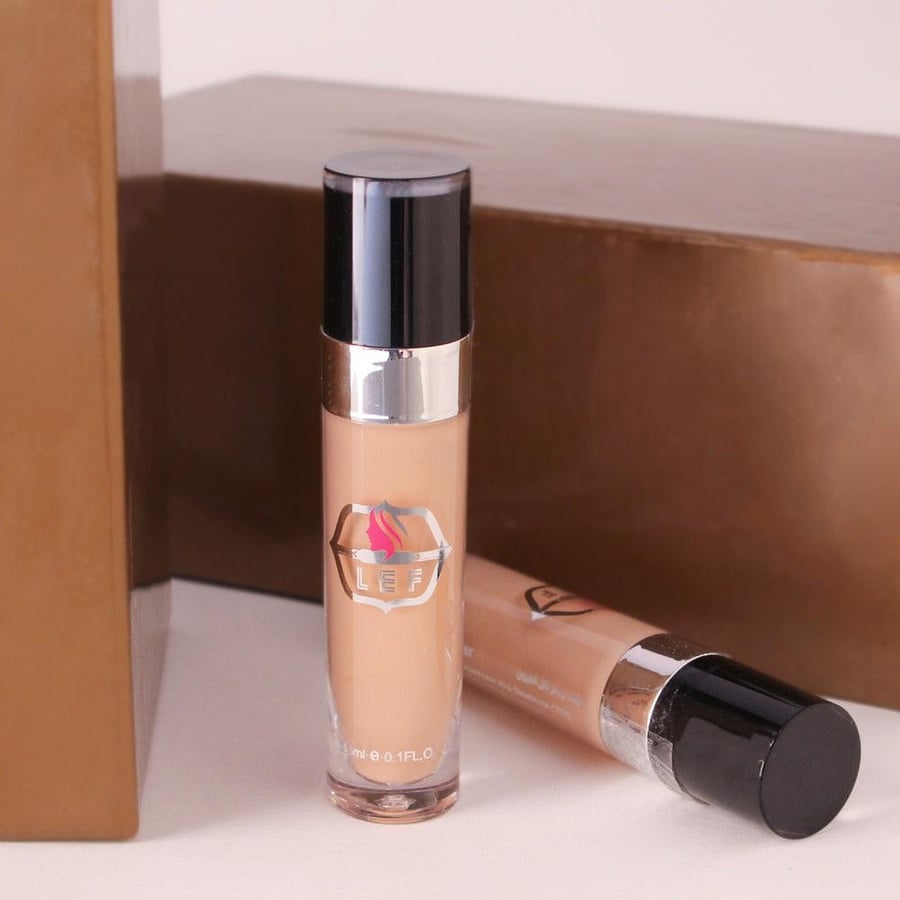 Eye Primer for fixing eyeshadow - 02 Medium