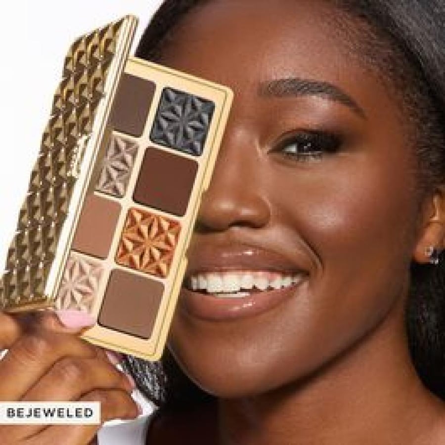 The Golden Era eyeshadow palette with Amazonian clay, 24 colors