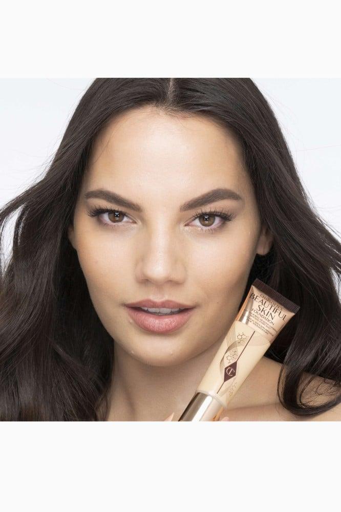 Charlotte Tilbury Beautiful Skin Foundation, Shade 5 Neutral, 30 ml