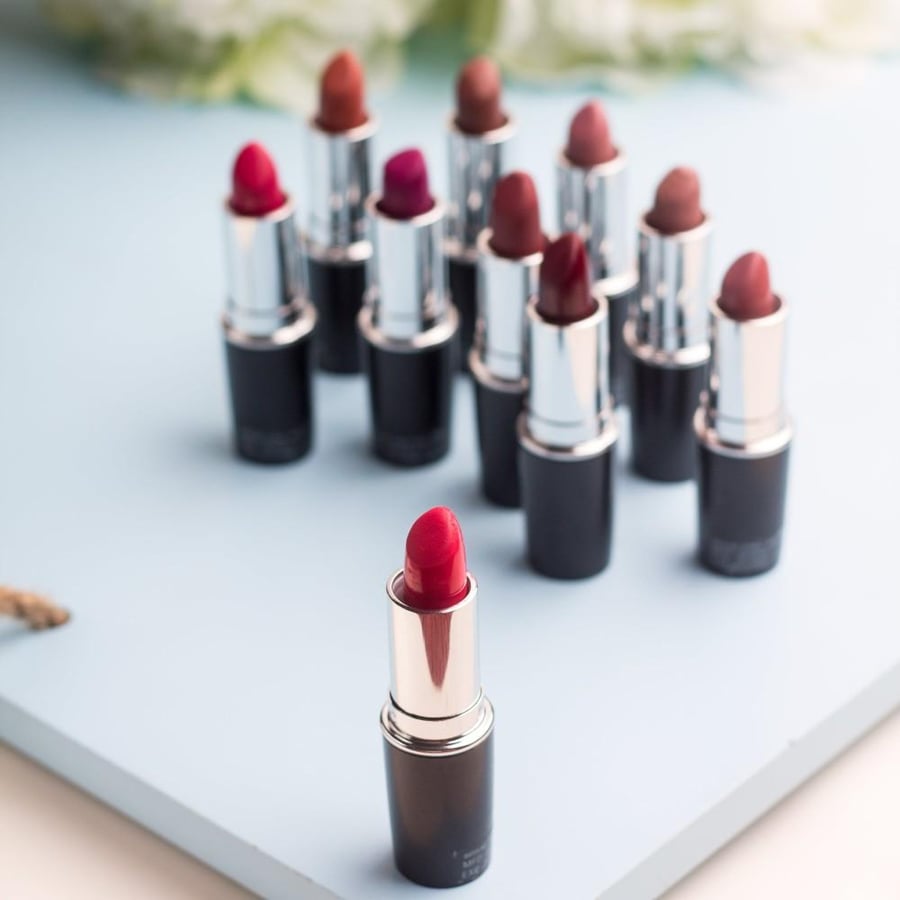 Matte velvet lipstick, long-lasting, beeswax-enriched for daily use - JUBA 56