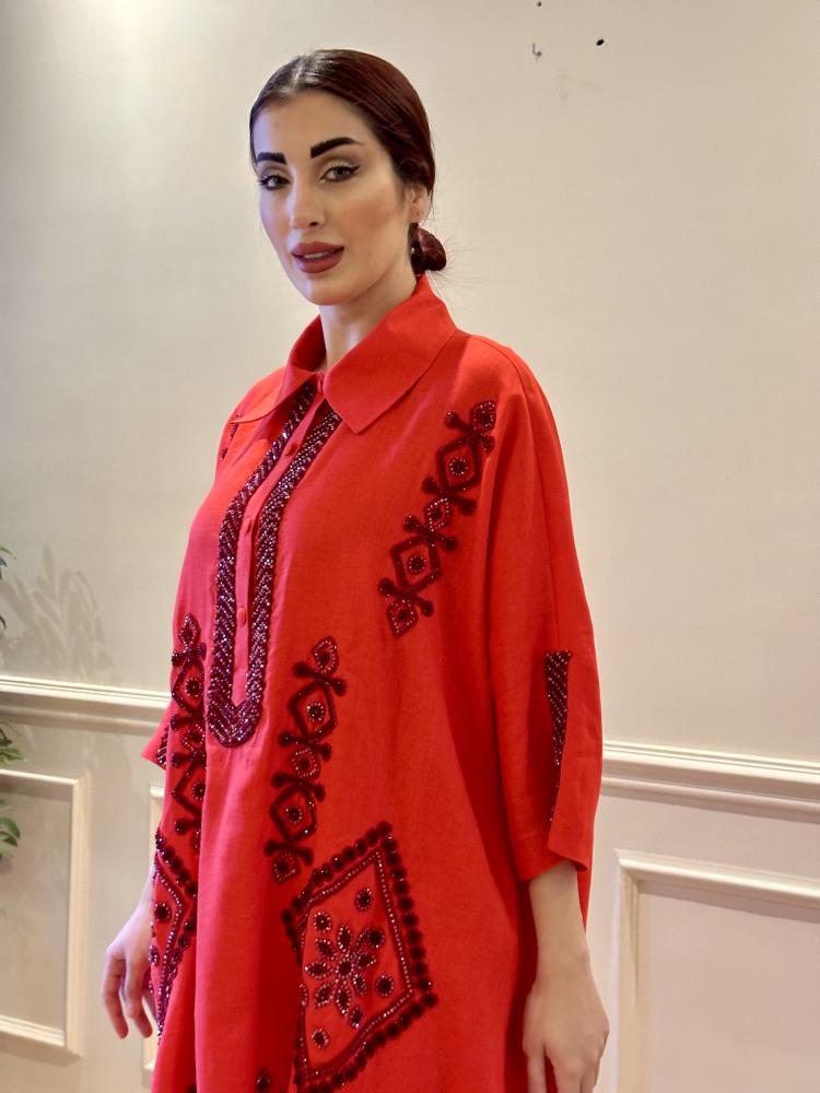 فستان لينن أحمر مزين كرستال عنابي