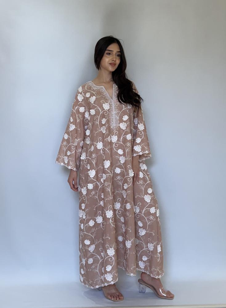 Cotton dress decorated with crystal, prominent rose embroidery