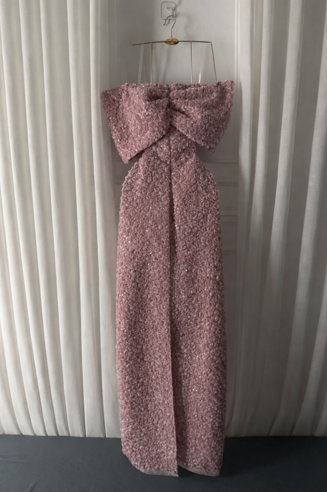 فستان سهرة بينك