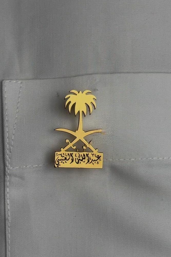 الأكثر فخامة بروش سيفين ونخلة حسب الطلب