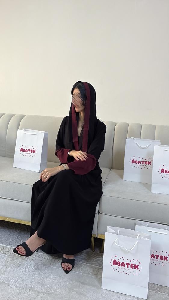 082 عباية مشاعل