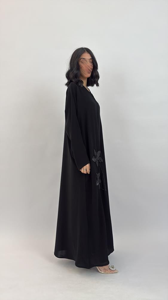 111 عباية ورد