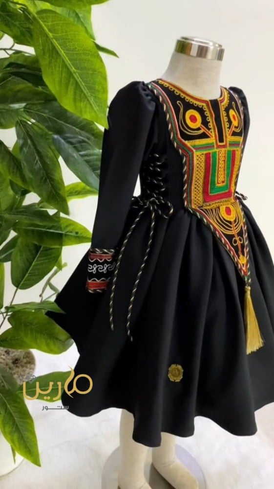 فستان بناتي ليوم التأسيس
