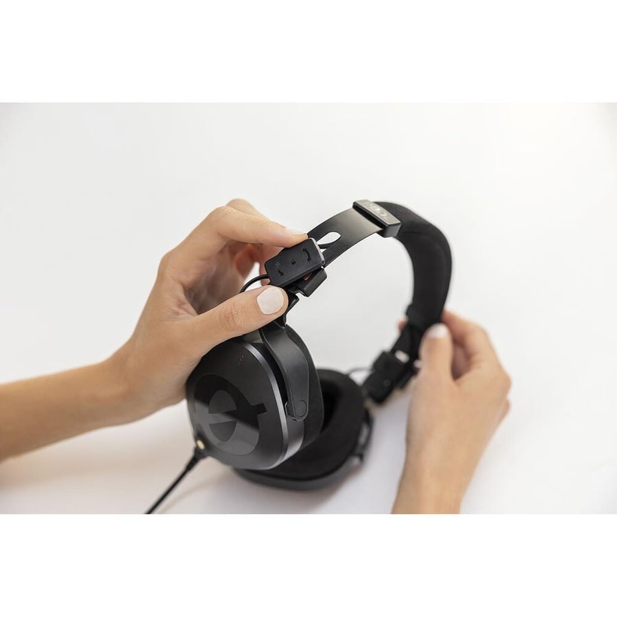 Rode NTH-100 Professional Closed-Back Over-Ear Headphones (Black)