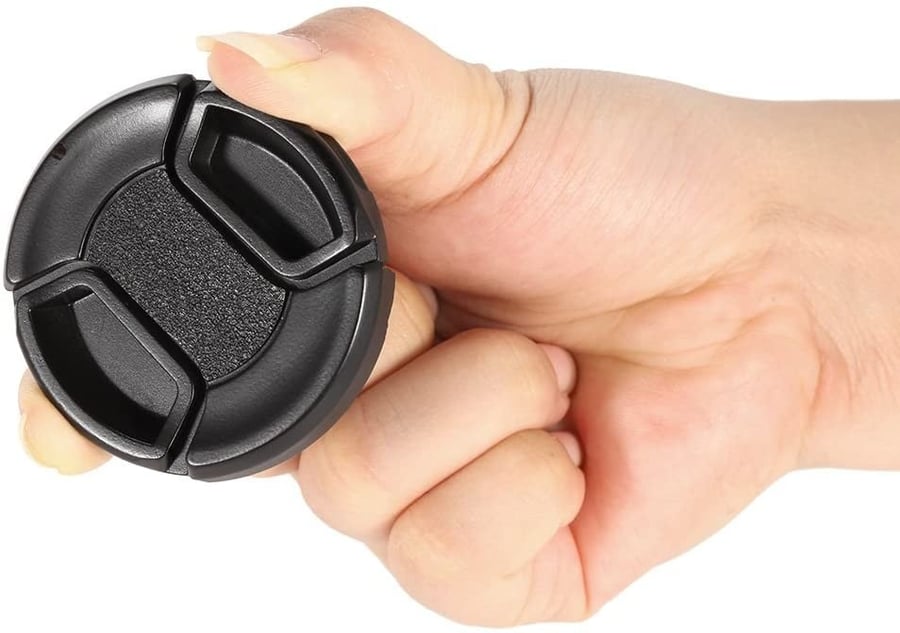 K&F Concept 77mm Center Pinch Snap-on Lens Cap Cover Keeper Holder for Canon Nikon Sony DSLR Camera