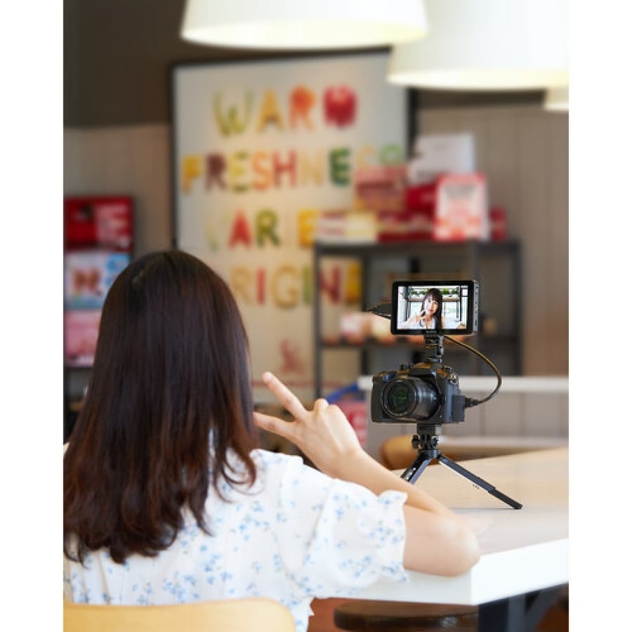 Godox GM6S 5.5" 4K HDMI Touchscreen Ultrabright On-Camera Monitor