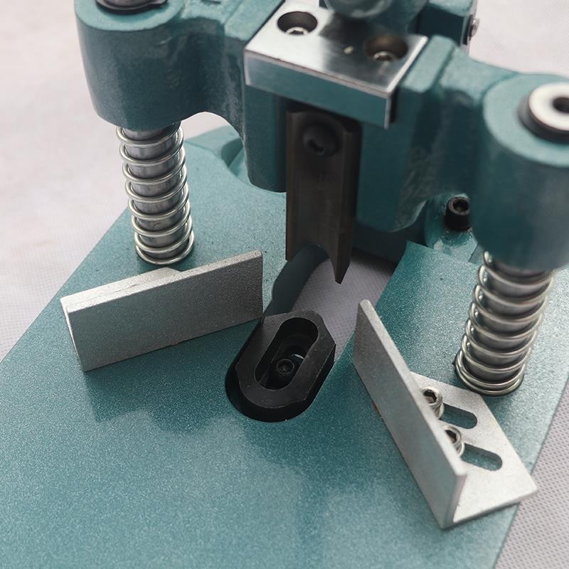 Easy Operate Manual Round-Angle Cutting Machine