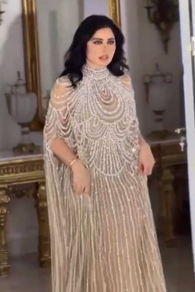 Women's evening dress with elegant embroidery, 5 luxurious colors, MANIKAN