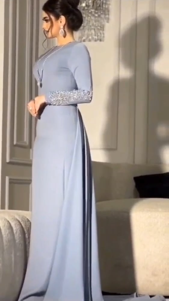 فستان فضي