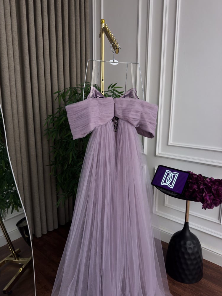 فستان نسائي سهره راقي لون واحد Dior