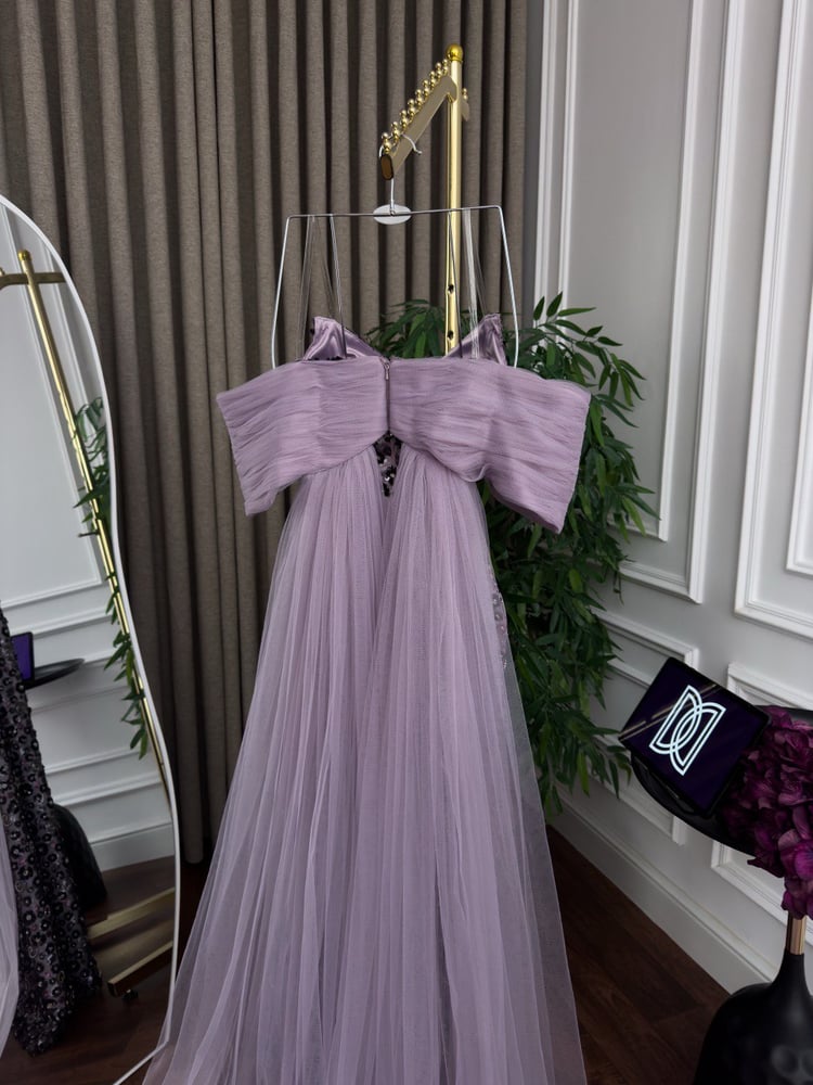 فستان نسائي سهره راقي لون واحد Dior