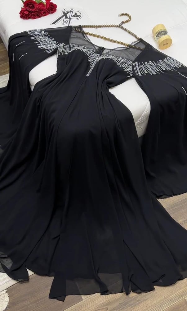 فستان سهرة اسود