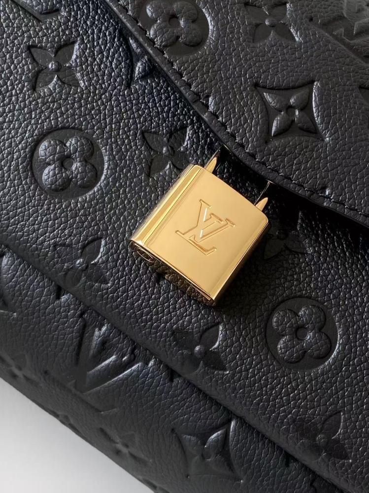 LV Lock Shoulder Bag 29.5*18.5*9.5cm