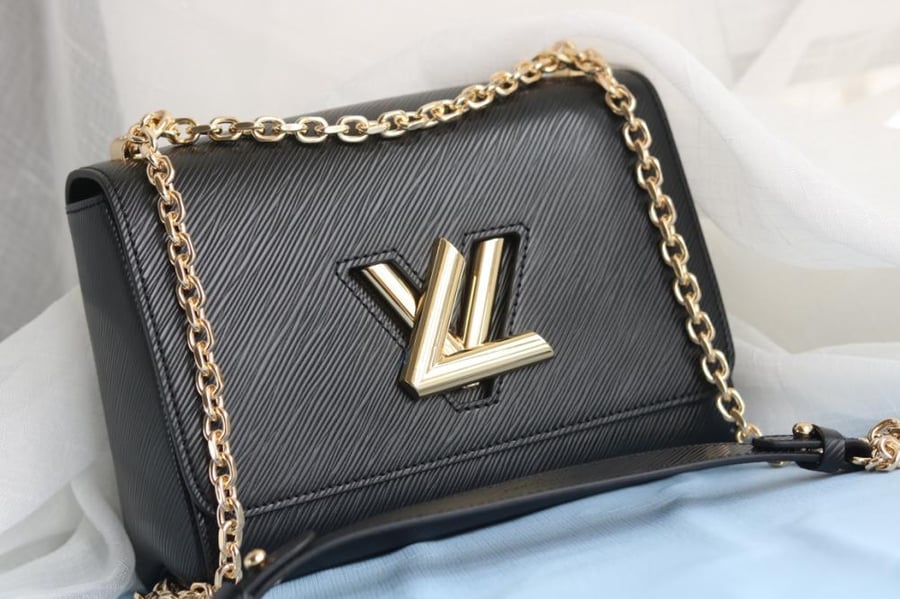 LV Twist Epi Leather 23cm