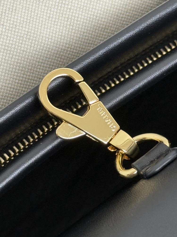 Chanel Woven Tweed and Smooth Leather Flap Bag