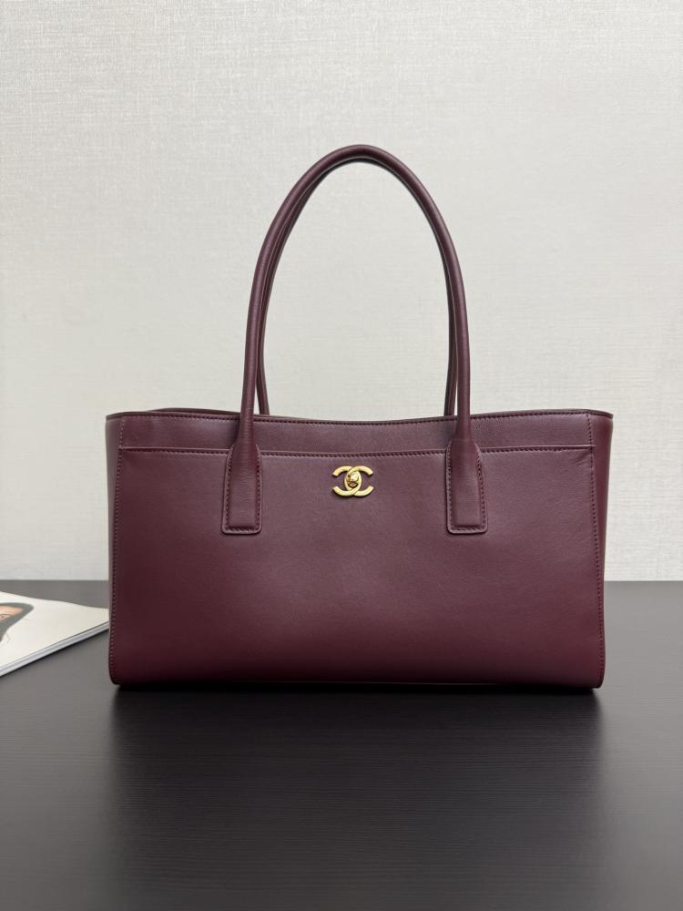 Chanel Smooth Leather Tote Bag