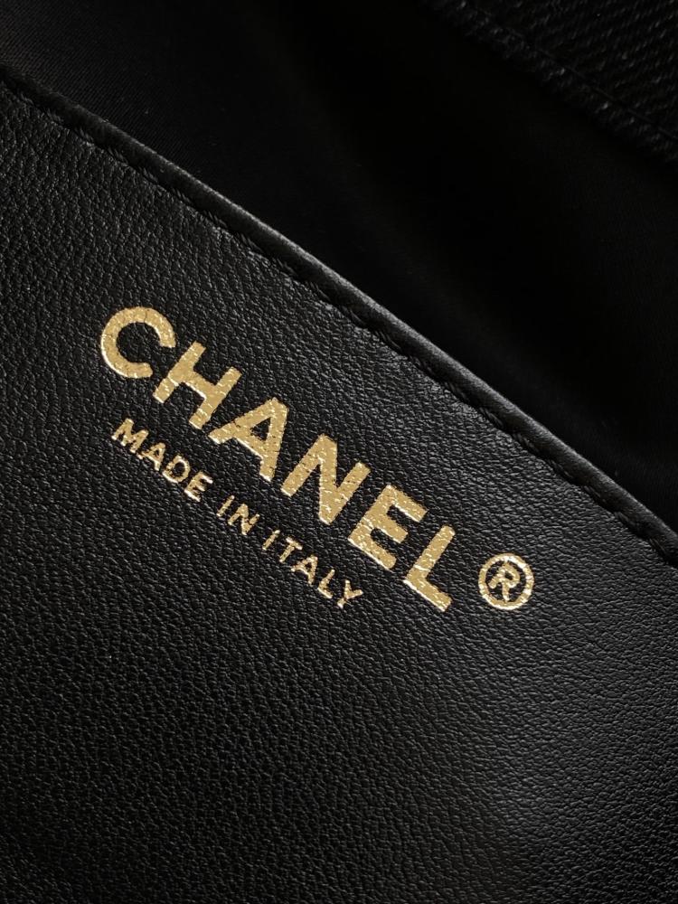 Chanel AS5293 Quilted Hobo Drawstring Bag