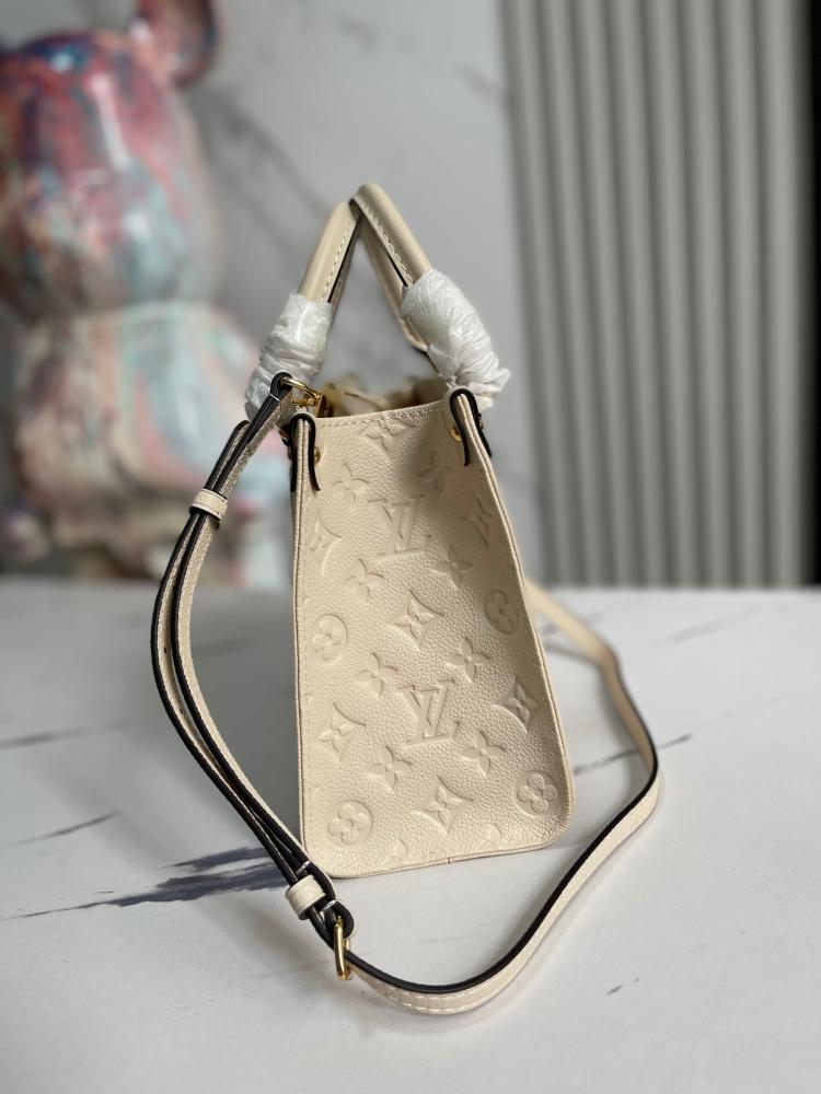 LV Tote Bag - 251911.5cm