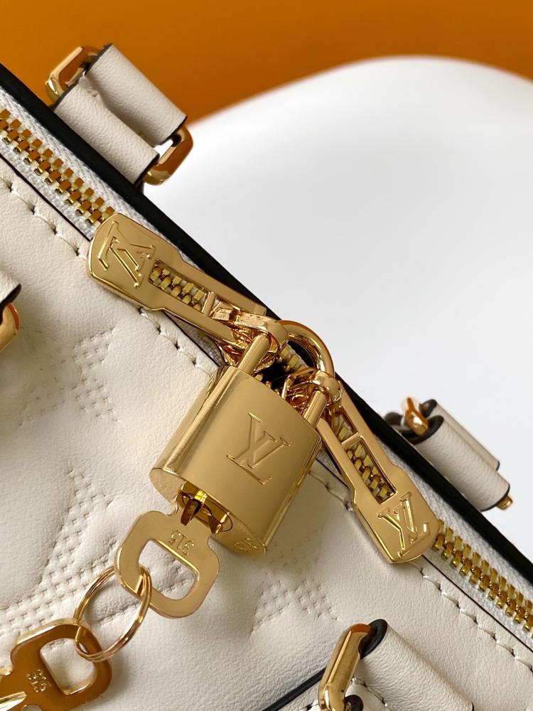 LV Speedy Nano 20.5cm