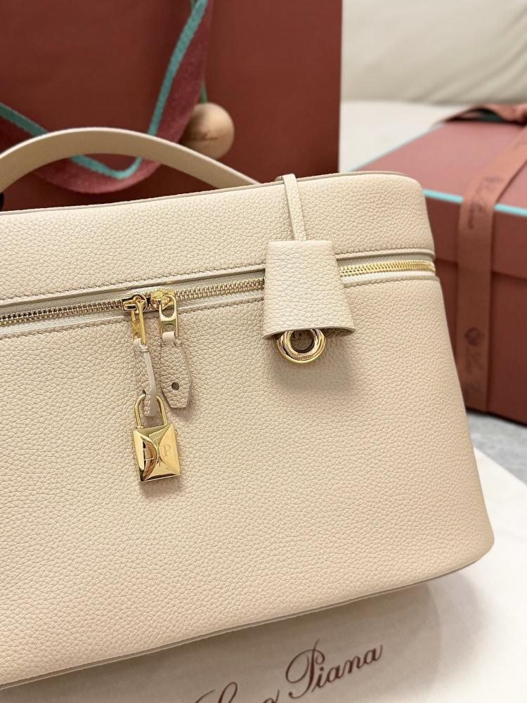 Loro Piana Large Vanity Case in Grained Leather