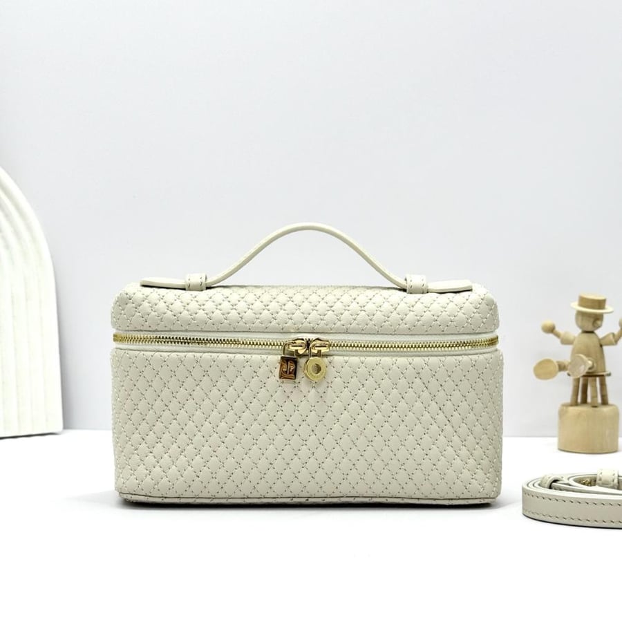 Loro Piana Extra Pocket L19 Vanity Case Collection