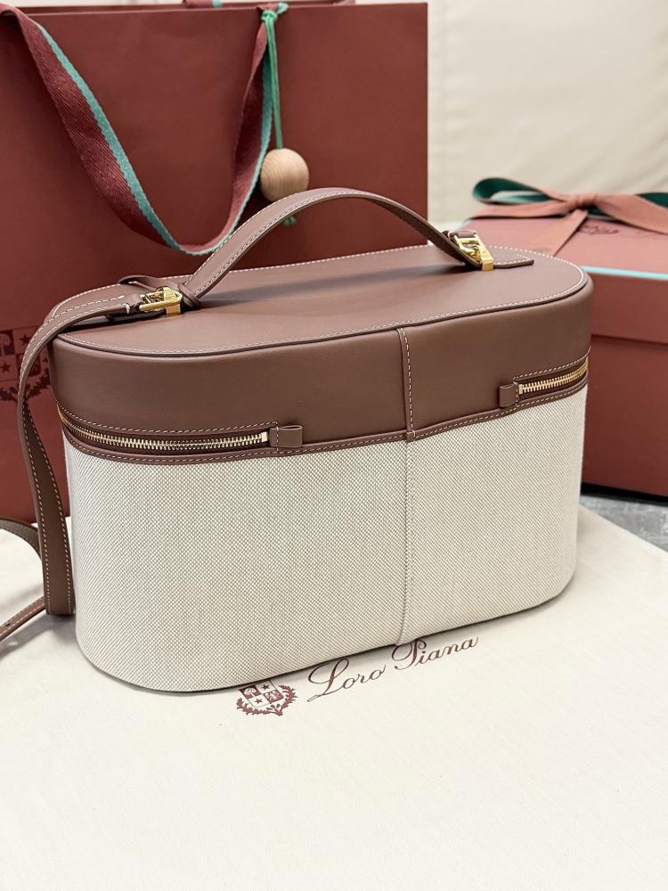 Loro Piana Large Vanity Case in Grained Leather