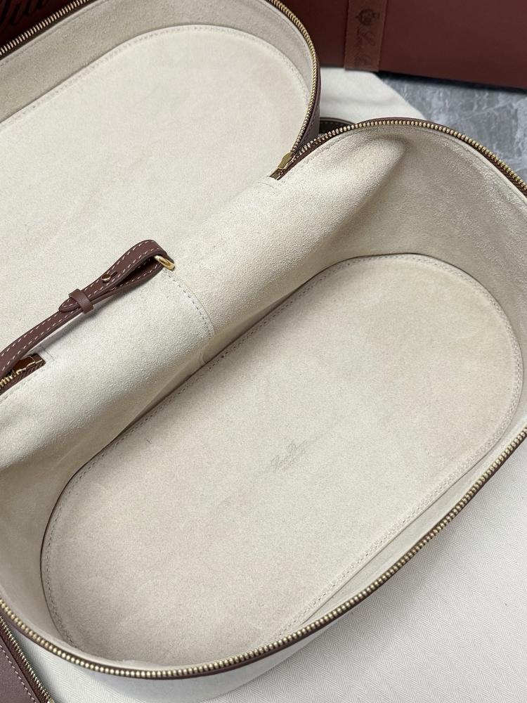 Loro Piana Large Vanity Case in Grained Leather