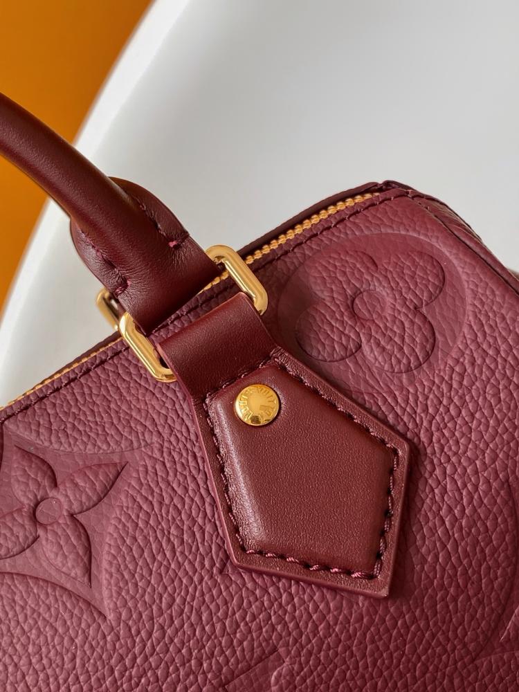 LV Speedy Bag 20.513.512cm
